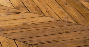 A Quick Guide to Hardwood Floor Restoration